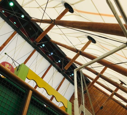 xoO9Y3gneUX1i-o-LtB9NA